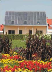 крыша с солнечными батареями